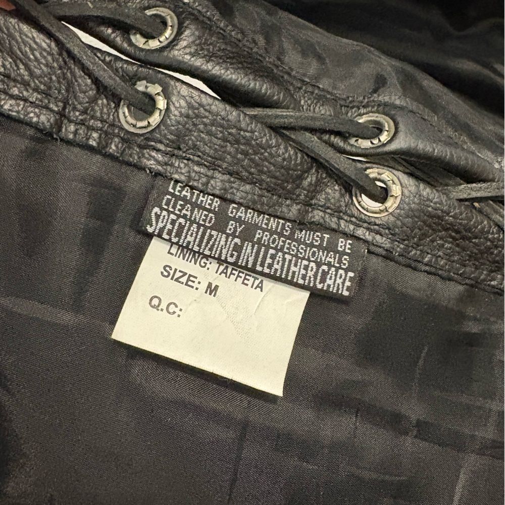 Vintage First Classics Black Leather Motorcycle Biker Vest - Picture 12 of 14